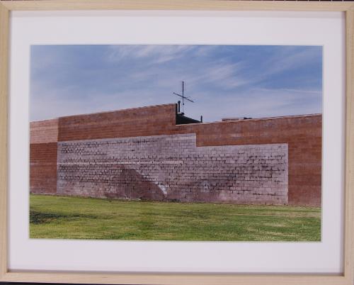 Wall, Ontario, California